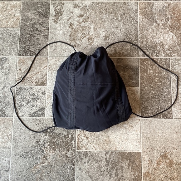 Lululemon pack light bomber jacket - Picture 3 of 3